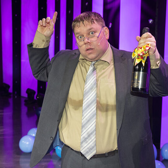 Putous-tähdet Seiskan pikatentissä! Gimmelistä tuttu Ushma Olava: Mieheni häpesi hekotteluani Urmas Viilunk