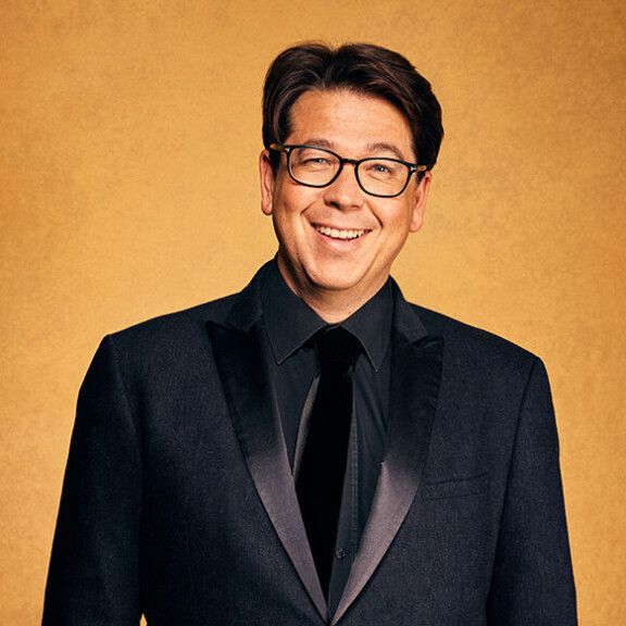 Putous-tähdet Seiskan pikatentissä! Gimmelistä tuttu Ushma Olava: Mieheni häpesi hekotteluani Michael McIntery