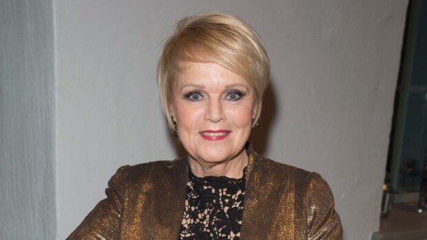 Sairastelut selättänyt Katri Helena palasi valokeilaan – ”Teen vain ne esiintymiset, jotka tuntuvat kivoilta!” Katri Helena palasi parrasvaloihin.