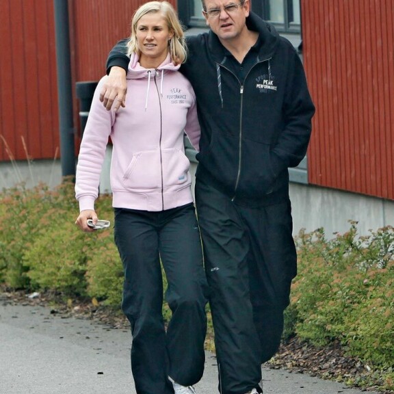Kuva! Ex-uimari Hanna-Maria Seppälä hankki Anssi-rakkaansa kanssa komean öky-Audin! Hanna-Maria Seppälä ja Anssi Hintsa.