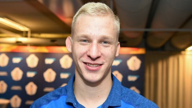 Rahaa kuin roskaa! Miljoonia NHL-kaukalossa tienaava Esa Lindell sijoittaa fiksusti rahojaan - paljastaa suunnitelmansa Seiskalle: ”Dallasista olisi tarkoitus katsella taloa” Esa Lindellillä on rahaa kuin roskaa.