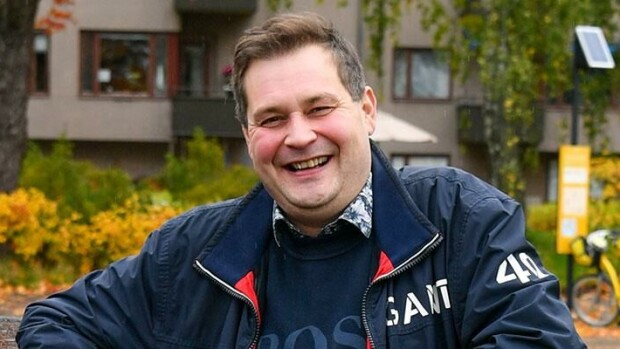 Jethro Rostedt alkaa kebab-yrittäjäksi: En löytänyt kebabia lauluillan jälkeen, joten laitan oman pystyyn! Jethro Rostedt