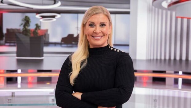 Uutisankkuri Kirsi Alm-Siira: Olen seurustellut jo vuoden! Kirsi Alm-Siira