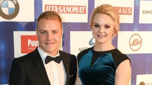 Rikkoiko uusi imago unelmaliiton?! Eronneiden Valtteri ja Emilia Bottaksen rakkaus roihahti televisiossa! Valtteri Bottas muutti imagoaan ja erosi.