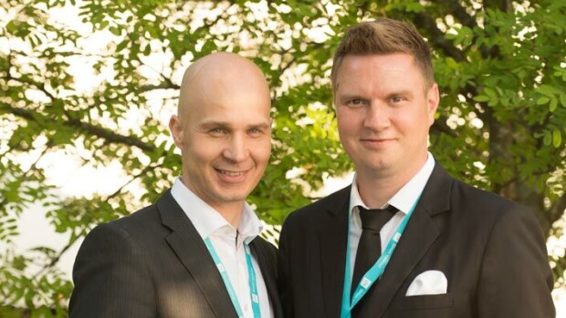 ”Vaimoni oli vuosia huolissaan!” Tangokuningas Jukka Hallikaisen vakava sairaus valvotti keikkakaveri Marko Maunukselaa – lääkäriltä tyly diagnoosi! Jukka Hallikaisen sairaus valvotti Marko Maunukselaa.