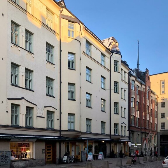 Kaksikon hulppeassa asunnossa on 94 neliötä. Kaksikon hulppeassa asunnossa on 94 neliötä.
