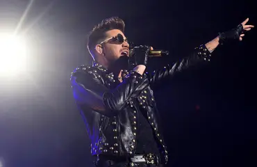 Sauli Koskisen ex-rakas saapuu Suomeen: Adam Lambert konsertoi Jäähallissa syyskuussa!