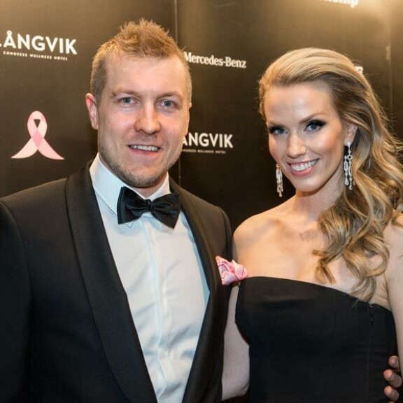 Niklas ja Piritta Hagman olivat naimisissa 2006–2018. Tämä kuva on vuodelta 2015. Niklas ja Piritta Hagman olivat naimisissa 2006–2018. Tämä kuva on vuodelta 2015.