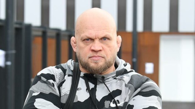 Ex-liivijengiläinen Mika ”Immu ” Ilmen yllättyi al-Holin leirillä viruvan nuoruudenystävänsä ratkaisuista – lataa jyrkän mielipiteen ISIS-äitien kotiuttamisesta: ”Hän on kaiken ansainnut!” Mika Ilmen kertoo mielipiteensä ISIS-äitien kotiuttamisesta.