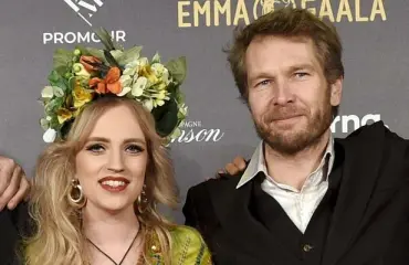 Rumpali Sami Kuoppamäki kommentoi romanssiaan Elli Haloon kanssa: ”Täytyy sitä tutkia, minkälainen suhde se on!”