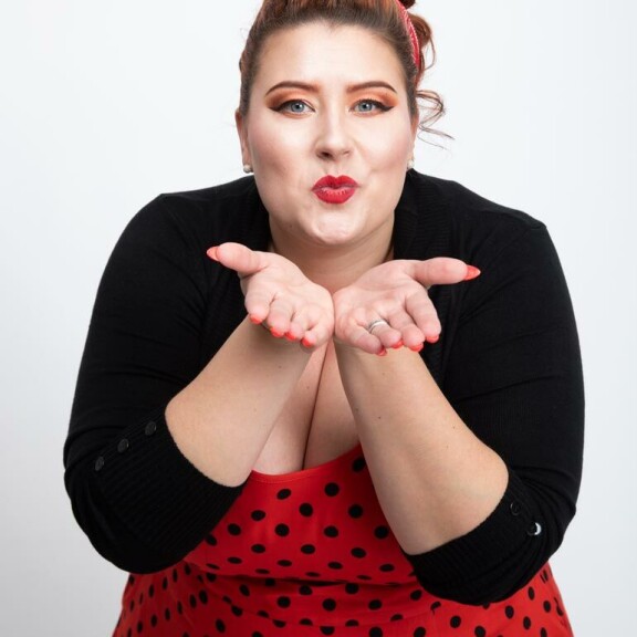 Tv-ohjelmia ja korkean paikan kammoa! Seiska selvitti Miss Plus Size -finalistien taustat! Pia Lupunen