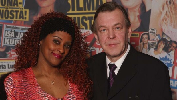 Muistatko takavuosien megakohun?! Ex-ministeri Urpo Leppänen jätti vaimonsa ja rakastui kuubalaistanssijaan – tuoreet kuvat tyrmäävästä Anasta Seiskassa! Ana ja Urpo Leppänen