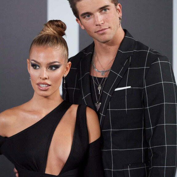 Mallipariskunta Jessica Goicoechea, 24, ja River Viiperi, 28, ovat julkkiksia Espanjassa. Mallipariskunta Jessica Goicoechea, 24, ja River Viiperi, 28, ovat julkkiksia Espanjassa.