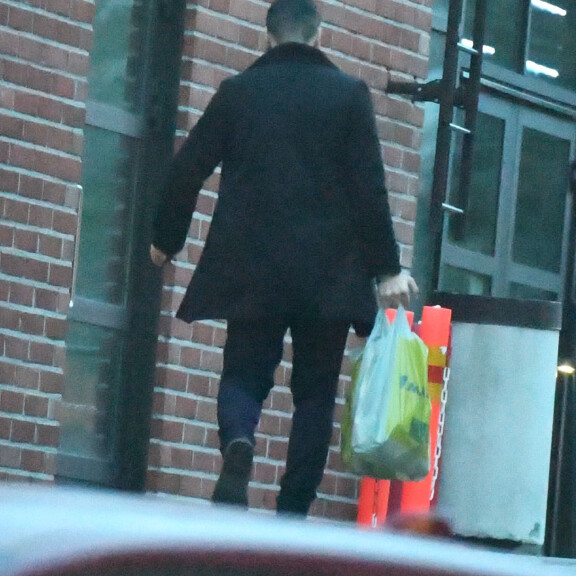 Raju bileputki pääsiäisenä! Sofia Belórf ja Stefan Therman huristelivat Mersu-limusiinilla juhlista toisiin – paparazzikuvat! eee