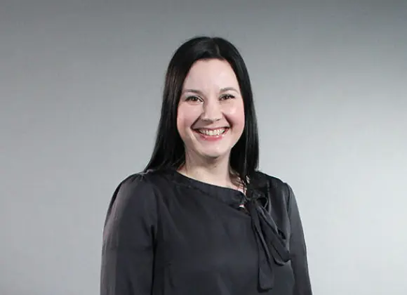 Ensitreffit alttarilla: Eronneen Assin ystävä tylyttää Ottoa: ”Eihän toi nyt ihan sitä ollut, mistä hääpäivänä puhuttiin”