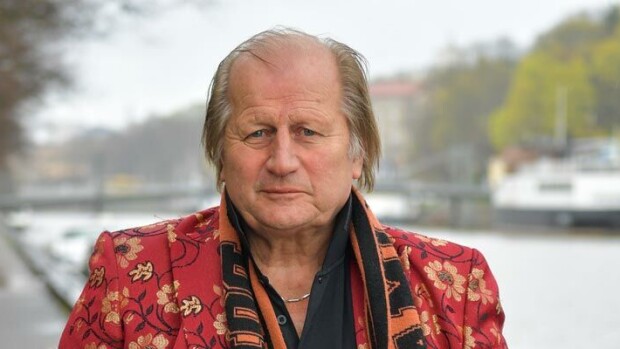 Kiekkolegenda Juhani Tammisen yllättävä avautuminen rahasta: Omistan kymmeniä asuntoja! Juhani Tamminen