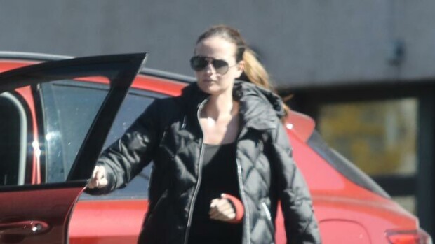 Paparazzikuvat! Minttu Räikkönen taisteli murtuneen kätensä kanssa – rutiinisuoritus vaati melkoista taiteilua! Minttu Räikkönen