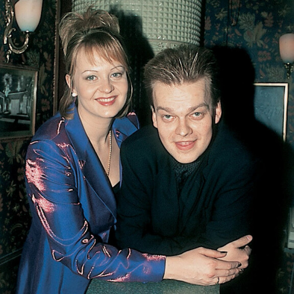 Kurre kosi Kirsiä suorassa lähetyksessä. Kurre ja Kirsi kosinta