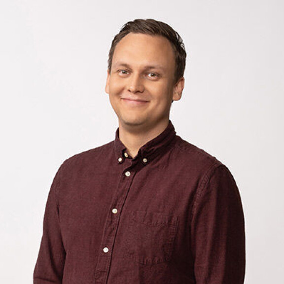 Yllätysosallistuja Ensitreffit alttarilla -ohjelmassa  - puolisoaan pettänyt TIS-Jape etsii nyt seikkailunhaluista naista T