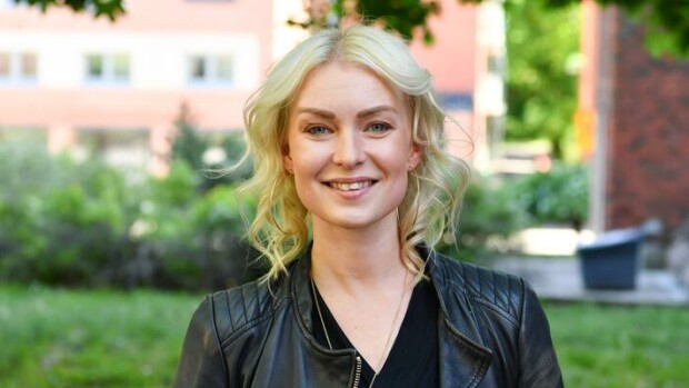 Näytteleminen kiinnostaa! Tanssijakaunotar Kia Lehmuskoski: Rakkaani on Salkkarit-tähden veli! Kia Lehmuskoski