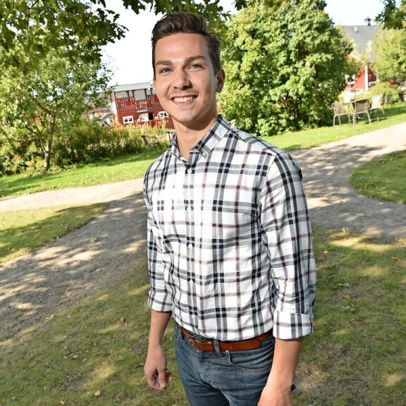 Viikon Kääk!-juorut: Kari ”Hissu” Hietalahti kiukkusi poliiseille – hinausauto paikalle! Maajussi-Heikki