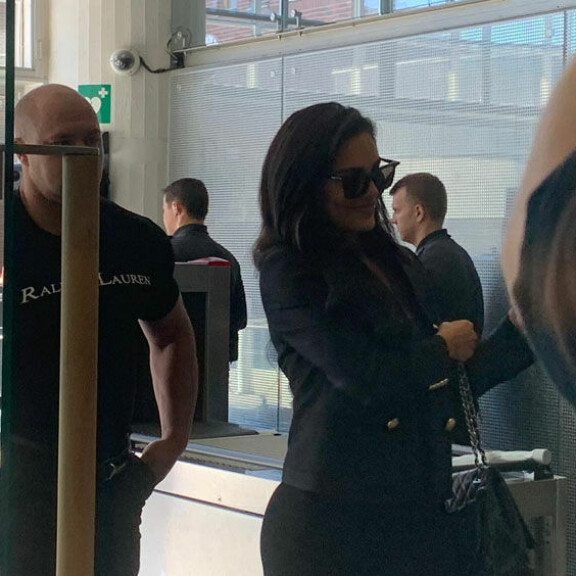 Sofian mukana oikeuteen saapui turvamies. Sofia