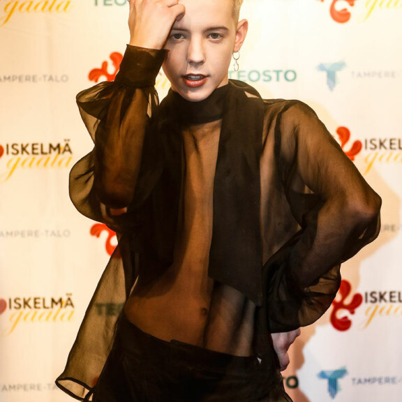 Tuure Boeliuksen, 19, terveyttä uhattiin juhannuksena - tuntematon mies aikoi hakata ja toinen toivoi kuolemaa: 'Olin itse tosi avuton siinä!' Tuure boelius iskelmägaala