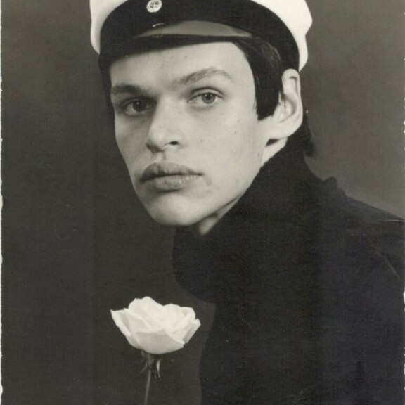 Ylioppilaaksi Jorma kirjoitti vuonna 1970. Silloin hän myös vaihtoi Porin Helsinkiin. Ylioppilaaksi Jorma kirjoitti vuonna 1970. Silloin hän myös vaihtoi Porin Helsinkiin.