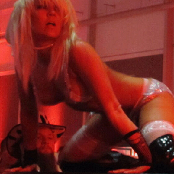 Janica Turkkusex-messuilla 2012. Janica Turkkusex-messuilla 2012.