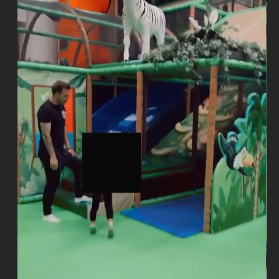 Kuin onnellinen uusperhe! Katrie Daler jakoi Instagramissa tunnelmia viikonlopusta Niko Ranta-ahon kanssa - hauskanpitoa ja leffakarkkia! Niko Ranta-aho