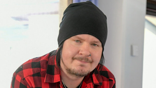 Laulaja Aki Tykki paljasti tyttärensä nimen somessa: hellyttävässä kuvassa sykähdyttävä yksityiskohta - katso! Aki tykki