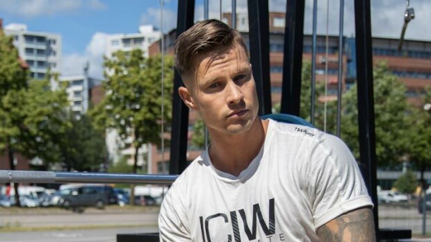 Salatut elämät -tähti Joonatan Suvinen paljastaa: Paula Vesala oli musiikinopettajani! Joonatan Suvinen