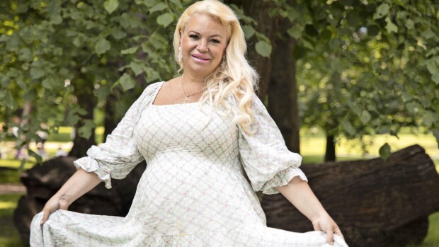 Johanna Tukiaisen synnytys lähestyy: Tapasin lapseni isän karaokebaarissa! Johanna Tukiainen