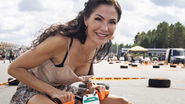 Riina-Maija Palander erikoishaastattelussa: 'Olen keskustellut Kallen kanssa pettämisasiat ja hän on jo rauhoittunut!' Riina-Maija Palander