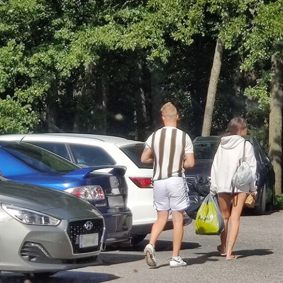 Mattu ja Jape viihtyivät piknikillä noin parisen tuntia. Mattu ja Jape