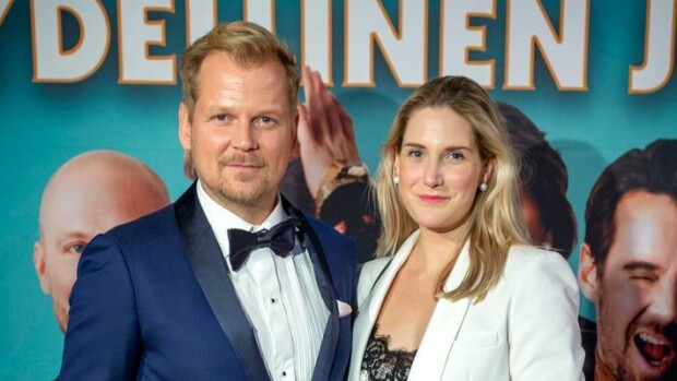 Näyttelijä Antti Luusuaniemen Lili-vaimo perhearjestaan: ”Elämme modernissa parisuhteessa!” Antti Luusuaniemi ja Lili Ermezei