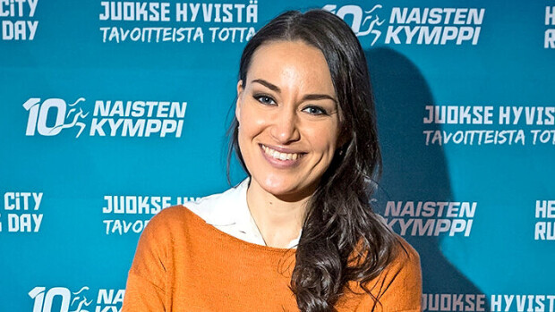 'Tällainen pieni söpöliini' - Jasmin Hamid synnytti vauvan ja otti ihanan perhepotretin - katso! Jasmin Hamid