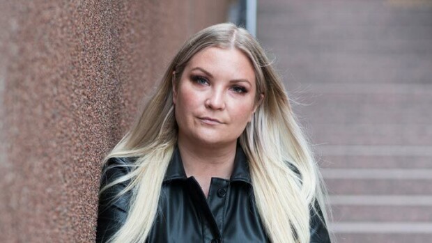 Olet mitä syöt -ohjelman Rea Tallgrenin herkuttelu lähti käsistä: Ahmimista ja oksentelua Rea Tallgren