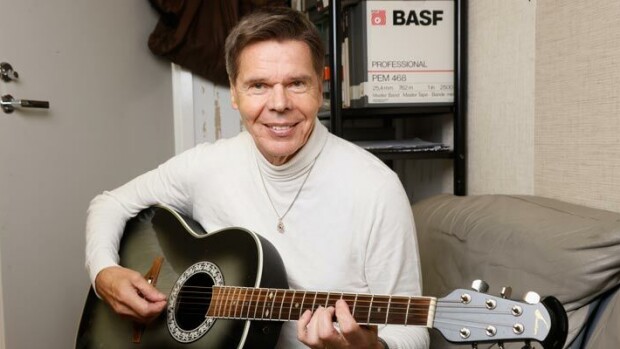 Matti Nykäsen aisapari Jussi Niemi oli myös Sammy Babitzinin kitaristi – yhteistyö päättyi traagisesti: ”Sammy hehkutti tuulennopeaa ajopeliään” Jussi Niemi