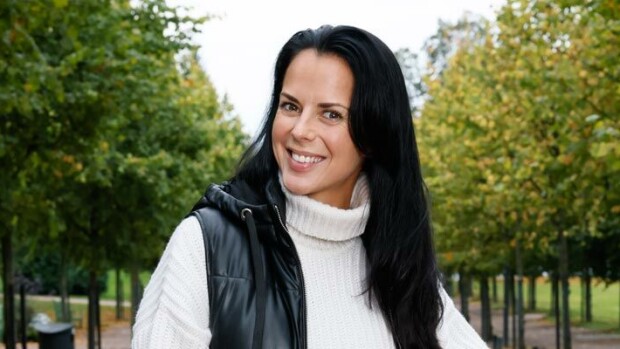 Satu Tuomisto ei hienostele kotiruuan kanssa: ”Pitää olla helposti valmistettavaa ja riittävästi” – katso missikaunottaren reseptit! Satu Tuomisto