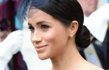 Vauvamasu ja 12 sentin korkkarit! Meghan avautuu raskausajastaan hovissa