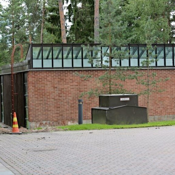Stefu on järjestänyt Kivenlahdessa sellaisia bileitä, että naapurit ovat täysin tympääntyneitä. Stefu on järjestänyt Kivenlahdessa sellaisia bileitä, että naapurit ovat täysin tympääntyneitä.
