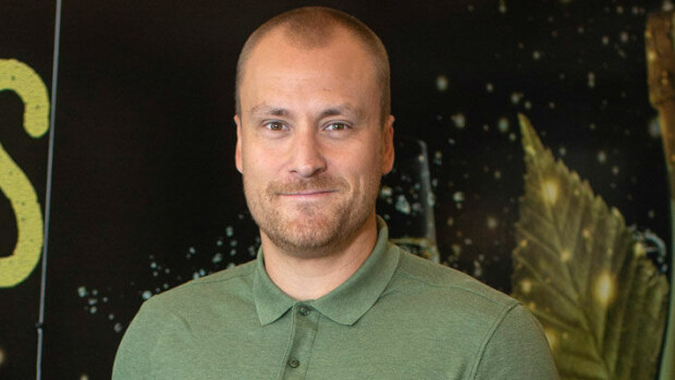 Hirvittävät megatulot! Tällaisella palkalla juontaja Heikki Paasonen on viikottain televisiossa! heikki paasonen