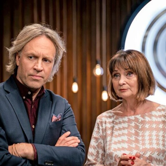 Parhaillaan MTV:n MasterChefissä nähtävä Kape uumoilee muuttavansa kenties Helsingin Lauttasaareen. – Tavoitteena olisi elää perhanan hyvää elämää. Larussa on sentään jotain turkulaista. Parhaillaan MTV:n MasterChefissä nähtävä Kape uumoilee muuttavansa kenties Helsingin Lauttasaareen. – Tavoitteena olisi elää perhanan hyvää elämää. Larussa on sentään jotain turkulaista.