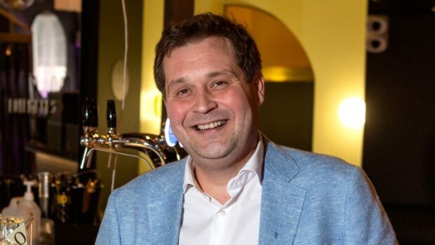 Jethro Rostedt puhuu avoimesti rahasta: Tienaan asunnoillani 250 000 euroa kuussa! Jethro Rostedt