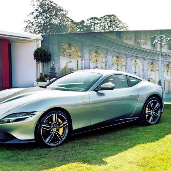 Turkulainen kiinteistöveijari on tilannut kuvan kaltaisen Ferrari Roman. – Se on pakasta vedetty ja väriltään helmiäisvalkoinen! Turkulainen kiinteistöveijari on tilannut kuvan kaltaisen Ferrari Roman. – Se on pakasta vedetty ja väriltään helmiäisvalkoinen!