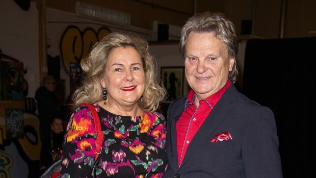 Taulukauppoja hieronut Pepe Willberg ja Pauliina-vaimo paljastavat joulusuunnitelmansa: Lähdemme pakoon kaikkea kauheaa! Pauliina Visuri ja Pepe Willberg