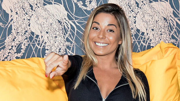 Vau, mikä vartalo! Amanda Harkimo sporttisena auringonpaisteessa – nostalginen kuva ulkomailta amanda harkimo