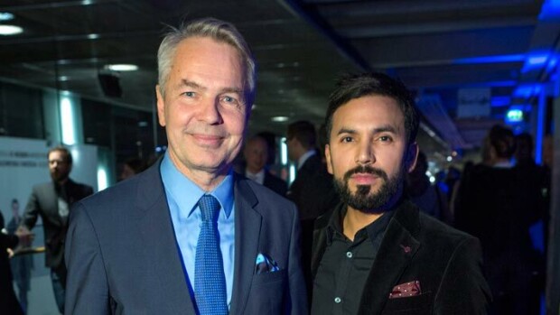 Pekka Haaviston Antonio-puoliso jätti Suomen – kohuministeri jäi yksin! Pekka Haavisto ja Antonio