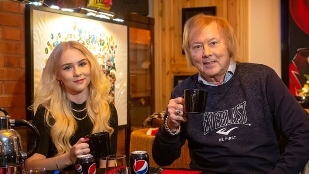 Helmi Loukasmäki kehuu Dannya posket punaisina: Tuntuu tosi hyvältä ja kiitolliselta Helmi Loukasmäki ja Danny